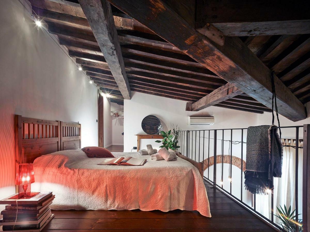 One Of A Kind Near The Duomo W/Balcony Palace Apt Florence Ngoại thất bức ảnh