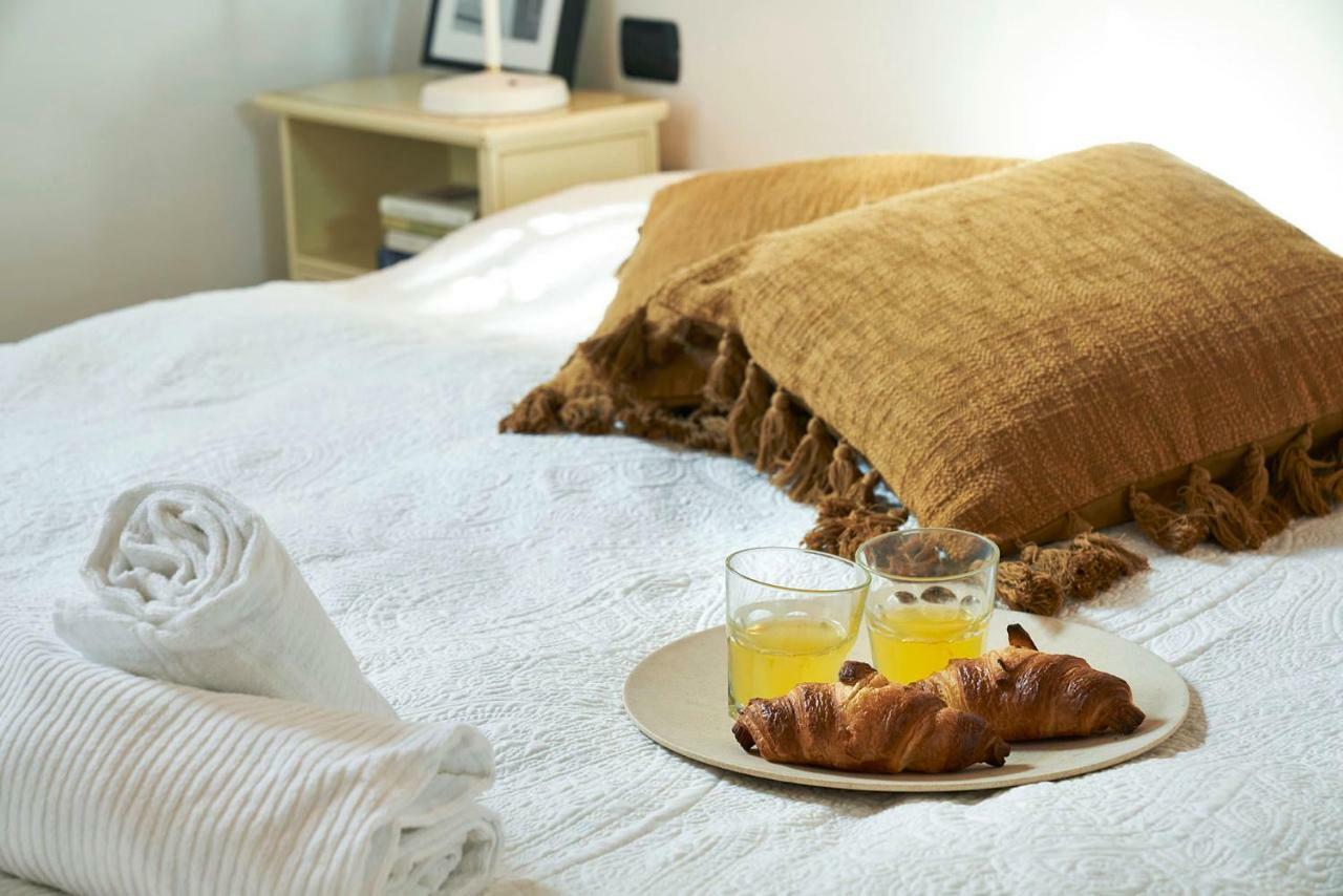 One Of A Kind Near The Duomo W/Balcony Palace Apt Florence Ngoại thất bức ảnh