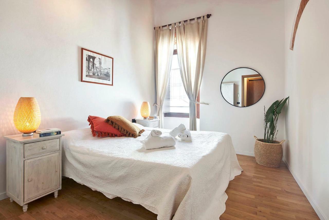 One Of A Kind Near The Duomo W/Balcony Palace Apt Florence Ngoại thất bức ảnh