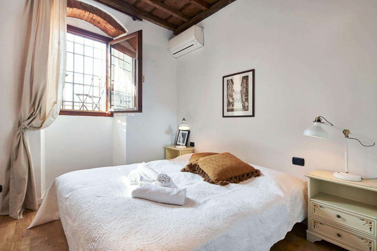 One Of A Kind Near The Duomo W/Balcony Palace Apt Florence Ngoại thất bức ảnh